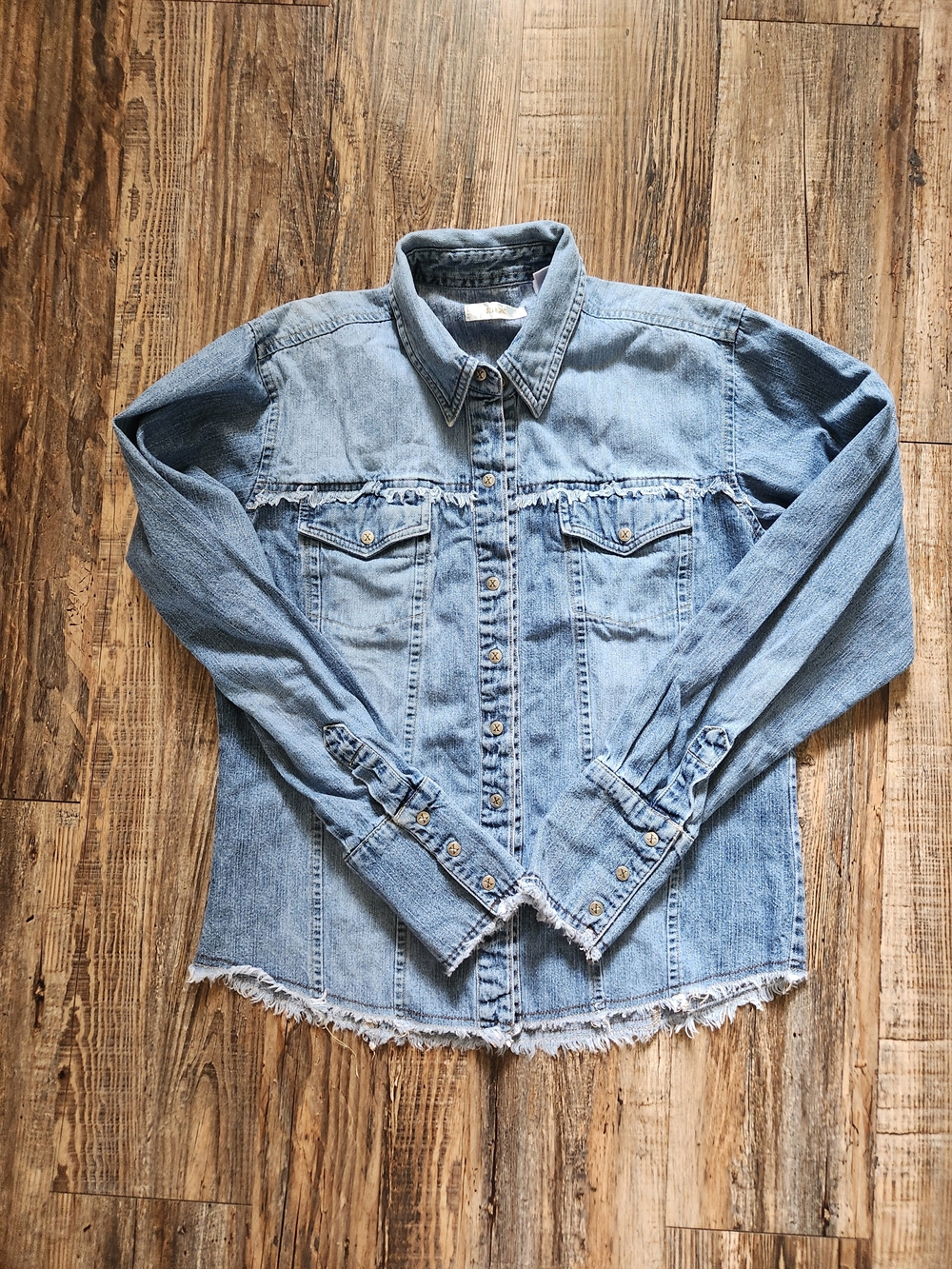 Denim Button-Front Shirt In Blue - Picture 4 of 9